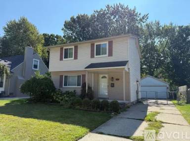 Main picture of 3245 Parker Dr