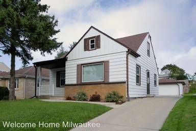 Main picture of 2524 S 77th St