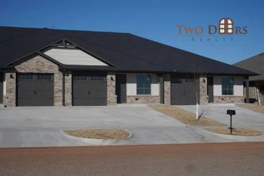 Main picture of 439 Summit Ridge Dr