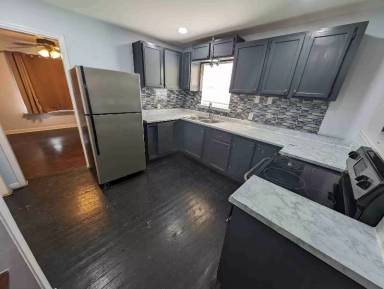 Main picture of 339 W Bedford Ave