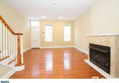 Main picture of 1839 Christian St