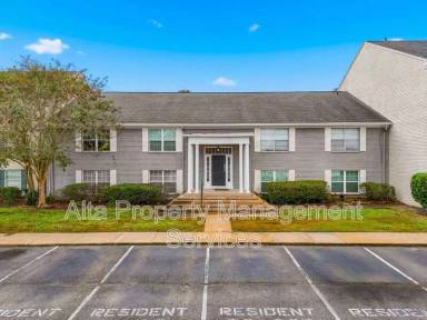 Main picture of 4329 Plaza Gate Ln S