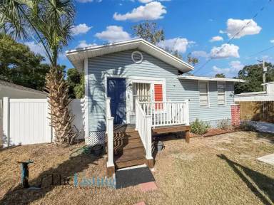 Main picture of 6920 N Central Ave