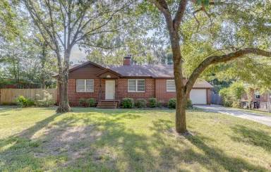 Main picture of 1330 Harbor Oaks Rd