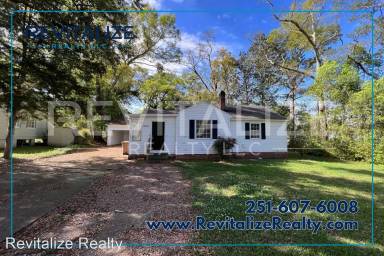 Main picture of 2067 S Bucker Rd