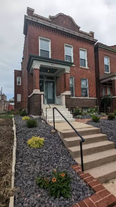 Main picture of 4571 Gibson Ave