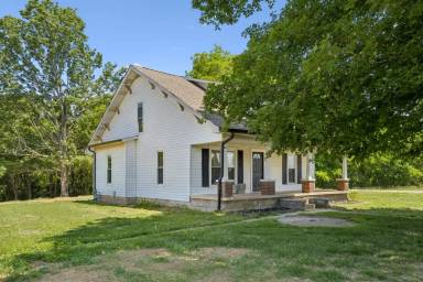 Main picture of 2547 Bearwallow Rd