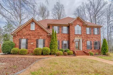 Main picture of 2707 Deford Mill Rd SE