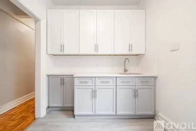 Main picture of 880 47th St