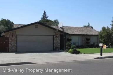 Main picture of 1483 E Finch Ave