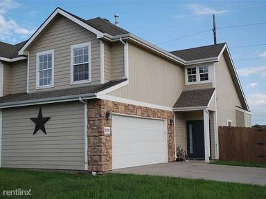 Main picture of 1717 Lydia Ln