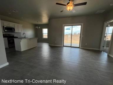 Main picture of South Plains Estates