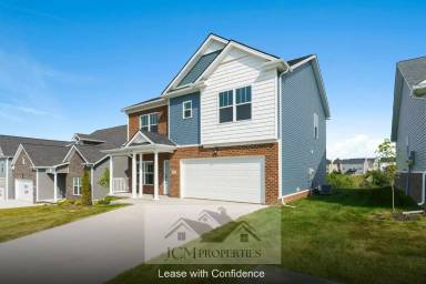 Main picture of 916 Camden Ct