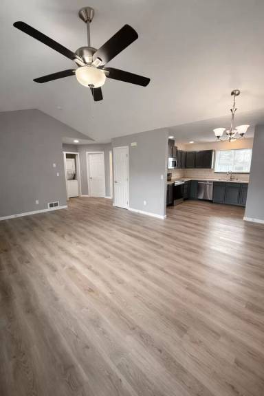 Main picture of 1015 Lincoln St