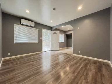 Main picture of 6048 Seville Ave