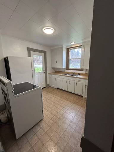 Main picture of 600 Sellers Ave