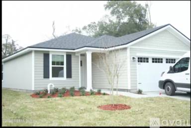 Main picture of 8141 Free Ave