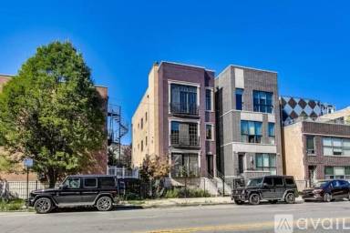 Main picture of 1430 W Grand Ave