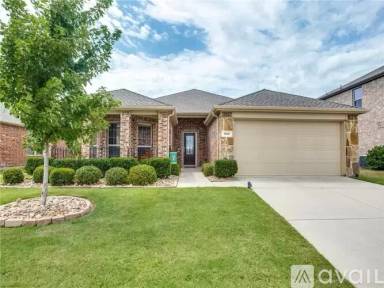 Main picture of 840 English Ivy Dr