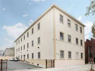 Main picture of 33 New York Ave