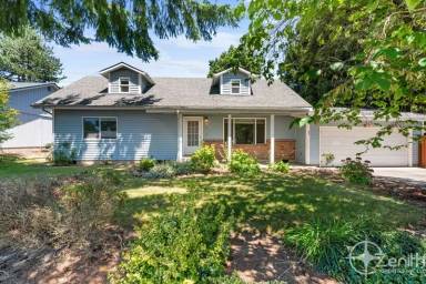 Main picture of 2702 NW 108th St