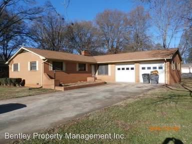 Main picture of 100 Piedmont Dr