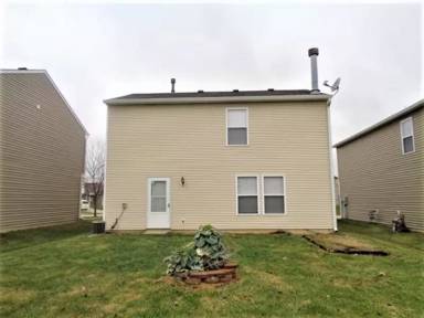 Main picture of 745 Red Leaf Ln