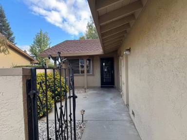 Main picture of 201 W El Dorado Dr