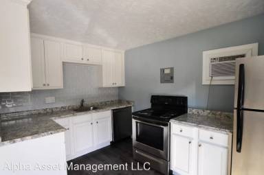 Main picture of 640 Highland Pl