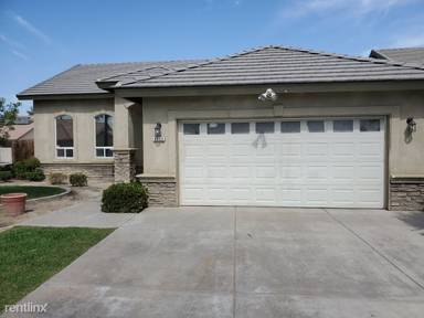 Main picture of 2915 Crescent Ridge St