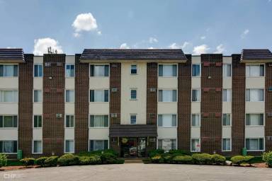 Main picture of 737 Torrence Ave