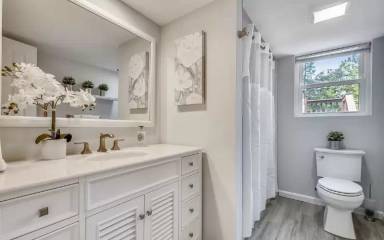 Main picture of 6018 Saint John Dr