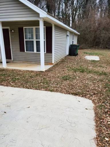 Main picture of 2628 Elmin St