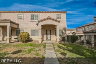 Main picture of 2525 Sierra Bello Ave