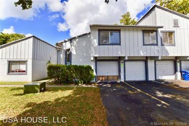 Main picture of 5946 NW 21st St