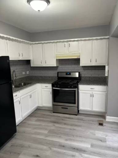 Main picture of 163 Williamsburg Rd