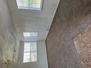 Main picture of 2602 NW Commerce Circle, Runyon