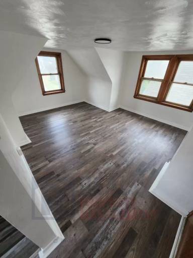 Main picture of 22 Linden St
