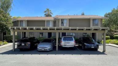 Main picture of 321 Eastgate Ln