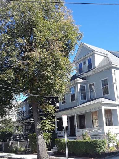 Main picture of 45 Cherry St