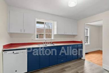 Main picture of 1 Grace Ave