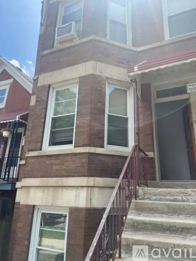 Main picture of 1647 W 38th St