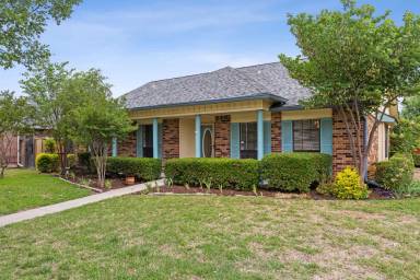 Main picture of 4212 Ireland Dr