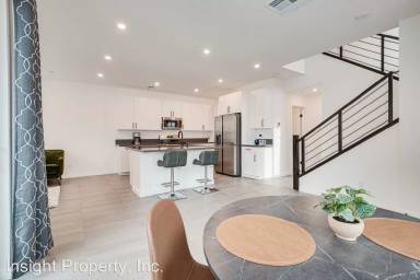 Main picture of 4362 Vantage Ridge Ave