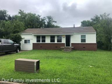 Main picture of 603 E 47th Pl N