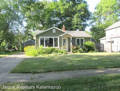 Main picture of 1210 Vassar Dr