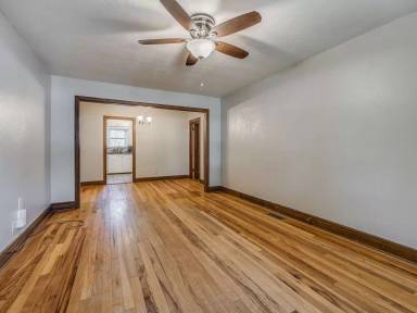 Main picture of 1018 W Eufaula St