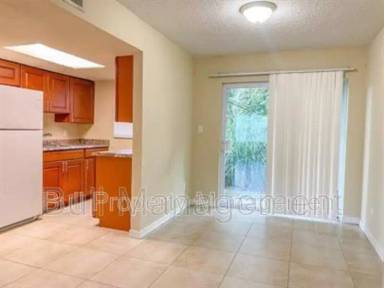 Main picture of 34 S Ortman Dr