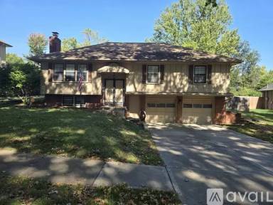 Main picture of 4212 E 105th Ter