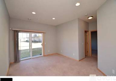 Main picture of 5034 Fountain Ln N